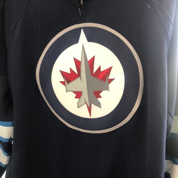 Winnipeg Jets Jersey - Picture 3 of 7